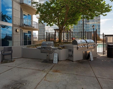 400 W Peachtree Street - Photo Thumbnail 25