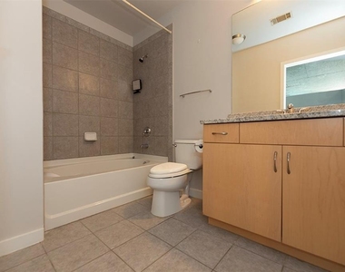 400 W Peachtree Street - Photo Thumbnail 11