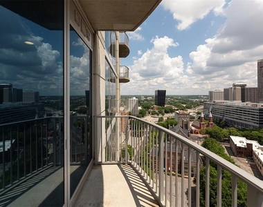 400 W Peachtree Street - Photo Thumbnail 18