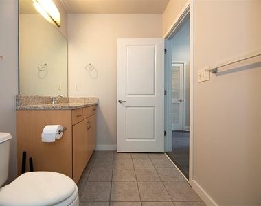 400 W Peachtree Street - Photo Thumbnail 12