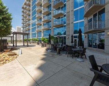 400 W Peachtree Street - Photo Thumbnail 24