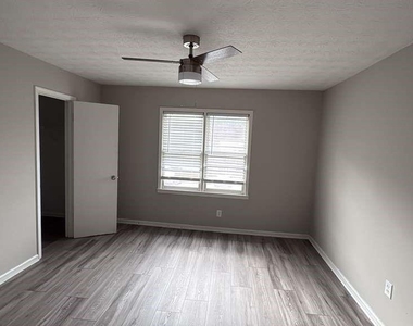 136 Hudson Bridge Terrace - Photo Thumbnail 6
