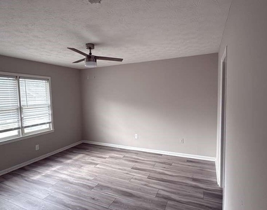 136 Hudson Bridge Terrace - Photo Thumbnail 4