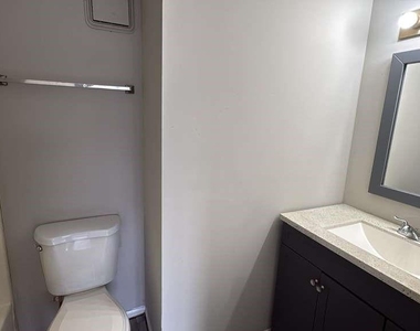 136 Hudson Bridge Terrace - Photo Thumbnail 5