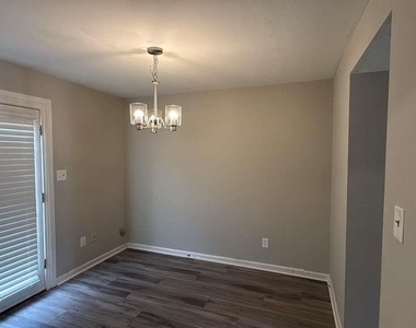 136 Hudson Bridge Terrace - Photo Thumbnail 1