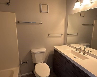 136 Hudson Bridge Terrace - Photo Thumbnail 8