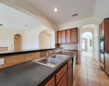 25219 Piney Heights Lane - Photo Thumbnail 12