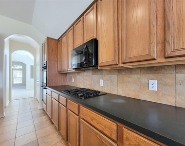 25219 Piney Heights Lane - Photo Thumbnail 9