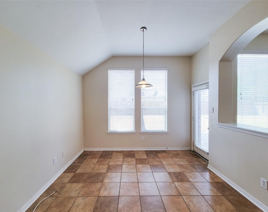 25219 Piney Heights Lane - Photo Thumbnail 13