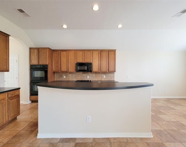 25219 Piney Heights Lane - Photo Thumbnail 10