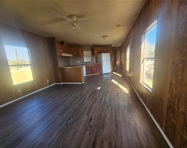 1423 Prosperity Street - Photo Thumbnail 17