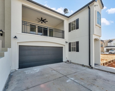119 Capetown Lane - Photo Thumbnail 3