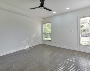119 Capetown Lane - Photo Thumbnail 21