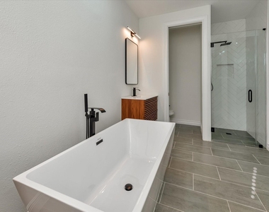 119 Capetown Lane - Photo Thumbnail 34