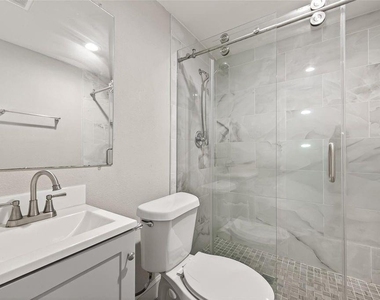1511 Scharpe Street - Photo Thumbnail 9