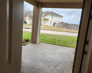 7346 Cypress Prairie Drive - Photo Thumbnail 6