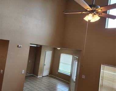 7346 Cypress Prairie Drive - Photo Thumbnail 24
