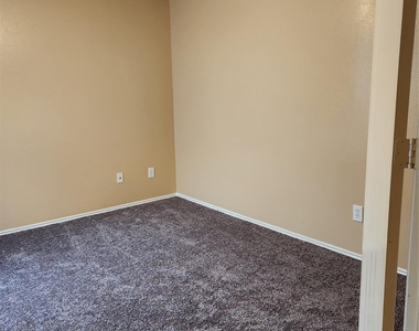 7346 Cypress Prairie Drive - Photo Thumbnail 18