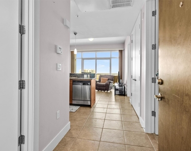 500 Seawall Boulevard - Photo Thumbnail 1