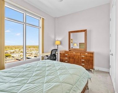 500 Seawall Boulevard - Photo Thumbnail 12