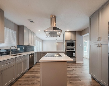 1623 Cherry Ridge Drive - Photo Thumbnail 7