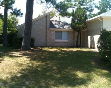 12511 Riverbend - Photo Thumbnail 2
