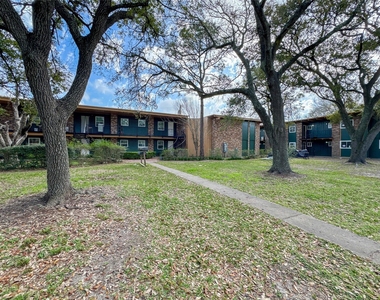 411 Avenue A - Photo Thumbnail 1