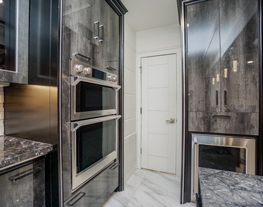 5711 Sugar Hill Drive - Photo Thumbnail 15