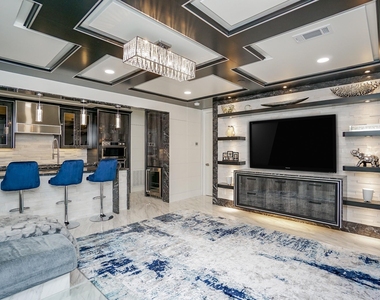 5711 Sugar Hill Drive - Photo Thumbnail 8