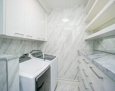 5711 Sugar Hill Drive - Photo Thumbnail 38