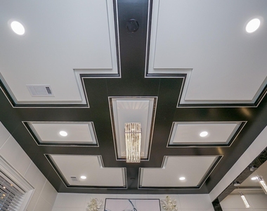 5711 Sugar Hill Drive - Photo Thumbnail 7