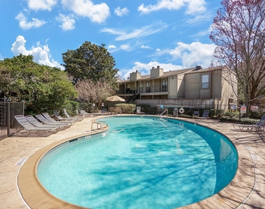 5711 Sugar Hill Drive - Photo Thumbnail 45