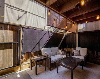 5711 Sugar Hill Drive - Photo Thumbnail 40