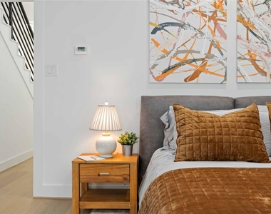 3028 Lamar Street - Photo Thumbnail 7