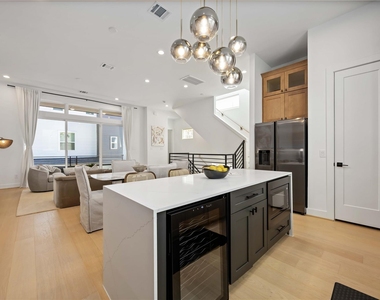 3028 Lamar Street - Photo Thumbnail 24