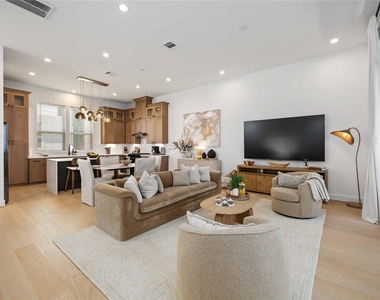 3028 Lamar Street - Photo Thumbnail 14