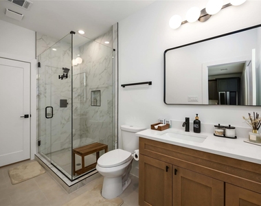 3028 Lamar Street - Photo Thumbnail 12