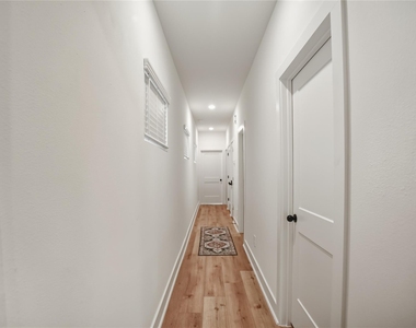 8017 Cora Street - Photo Thumbnail 11