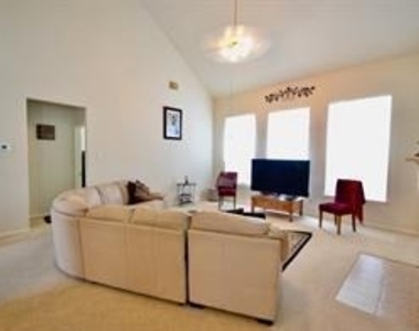17715 Emerald Garden Lane - Photo Thumbnail 14