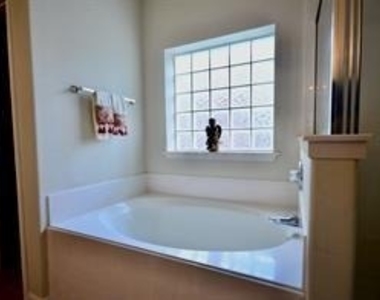 17715 Emerald Garden Lane - Photo Thumbnail 28