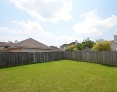 17715 Emerald Garden Lane - Photo Thumbnail 38