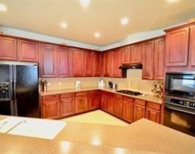 17715 Emerald Garden Lane - Photo Thumbnail 19
