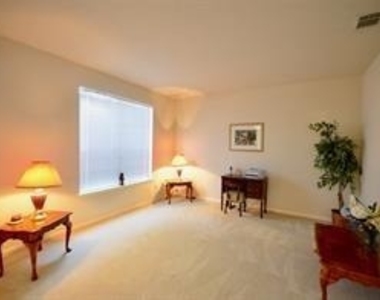 17715 Emerald Garden Lane - Photo Thumbnail 9