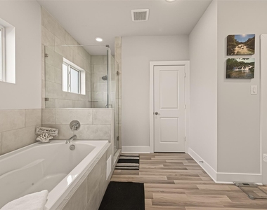 6744 Del Rio Street - Photo Thumbnail 19