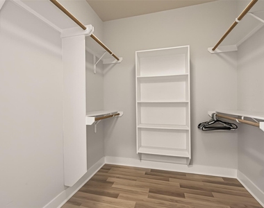 6744 Del Rio Street - Photo Thumbnail 22