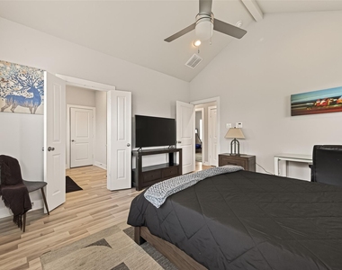6744 Del Rio Street - Photo Thumbnail 17