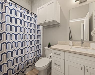 6744 Del Rio Street - Photo Thumbnail 11