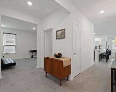 4007 Mossy Banks Lane - Photo Thumbnail 2