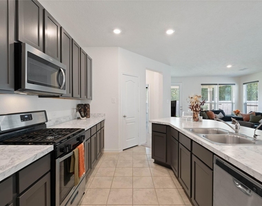 4007 Mossy Banks Lane - Photo Thumbnail 13