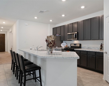 4007 Mossy Banks Lane - Photo Thumbnail 12